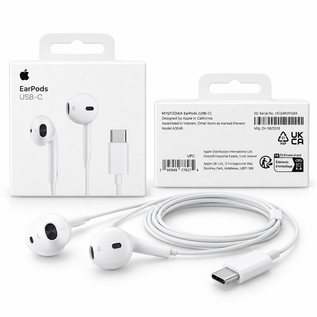 Apple EarPods USB-C product display with packaging
